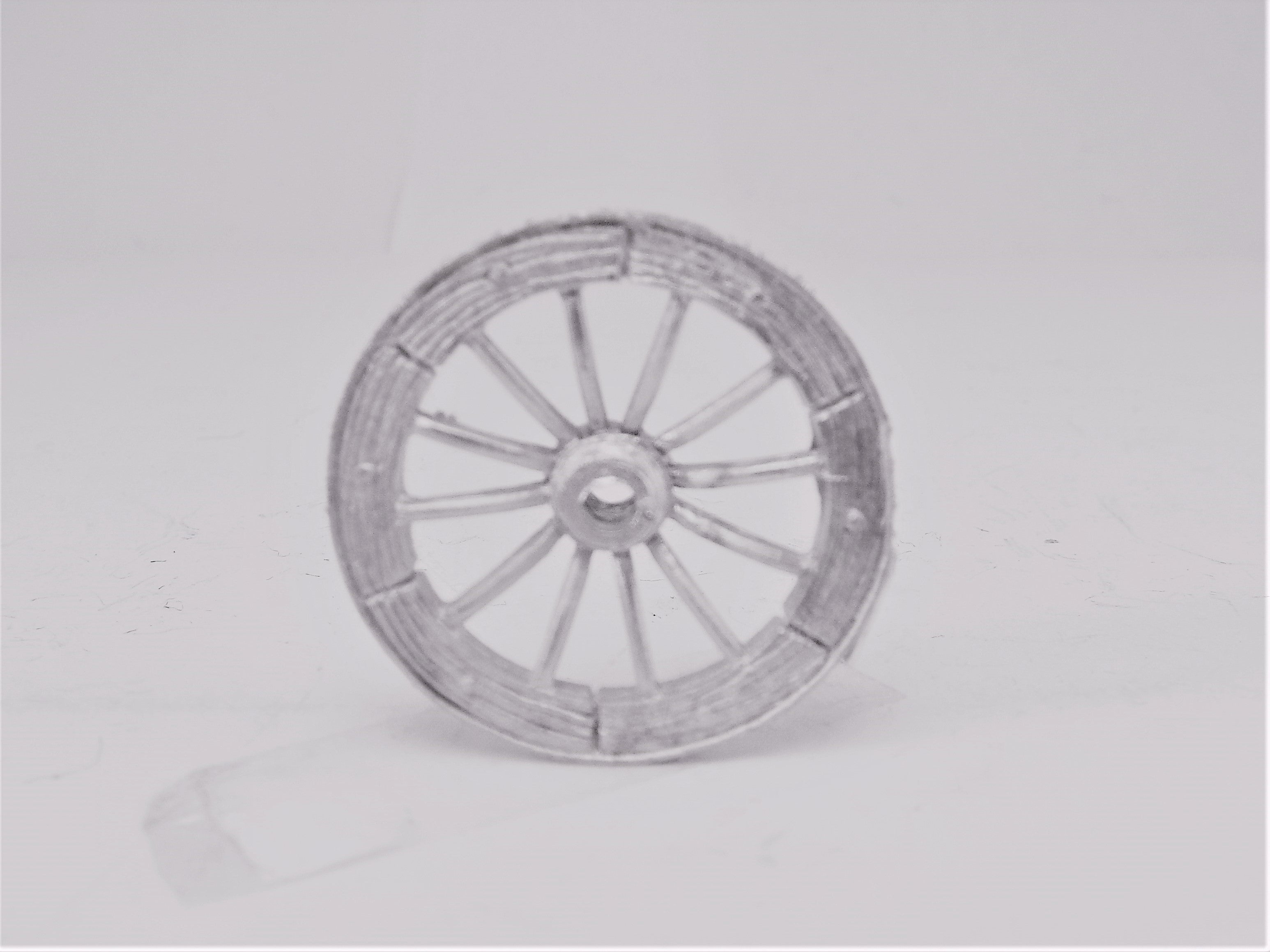 WHEELS LARGE SPOKED WHEELS - 28mm Diameter