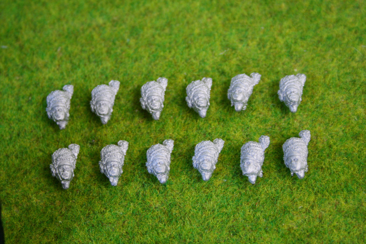 BEARSKINS FRONT PLATE AND PLUME SEPARATE HEADS